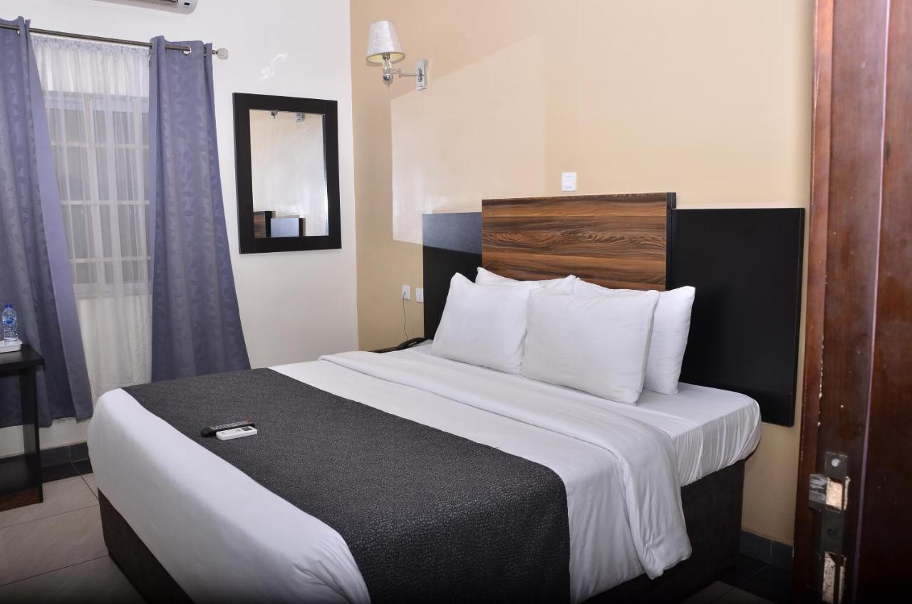 Residency Hotels Enugu Independence Layout Exterior photo