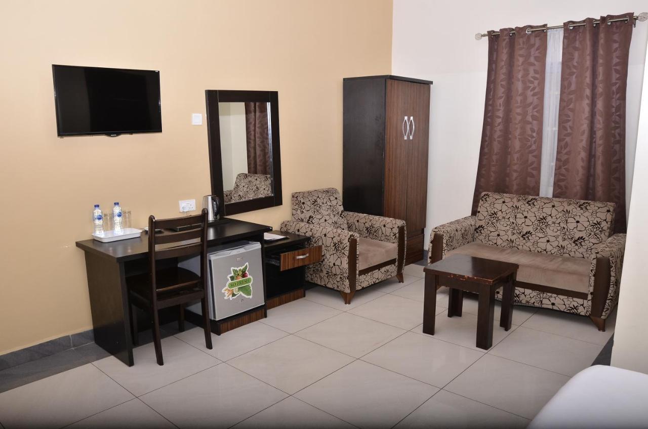 Residency Hotels Enugu Independence Layout Exterior photo