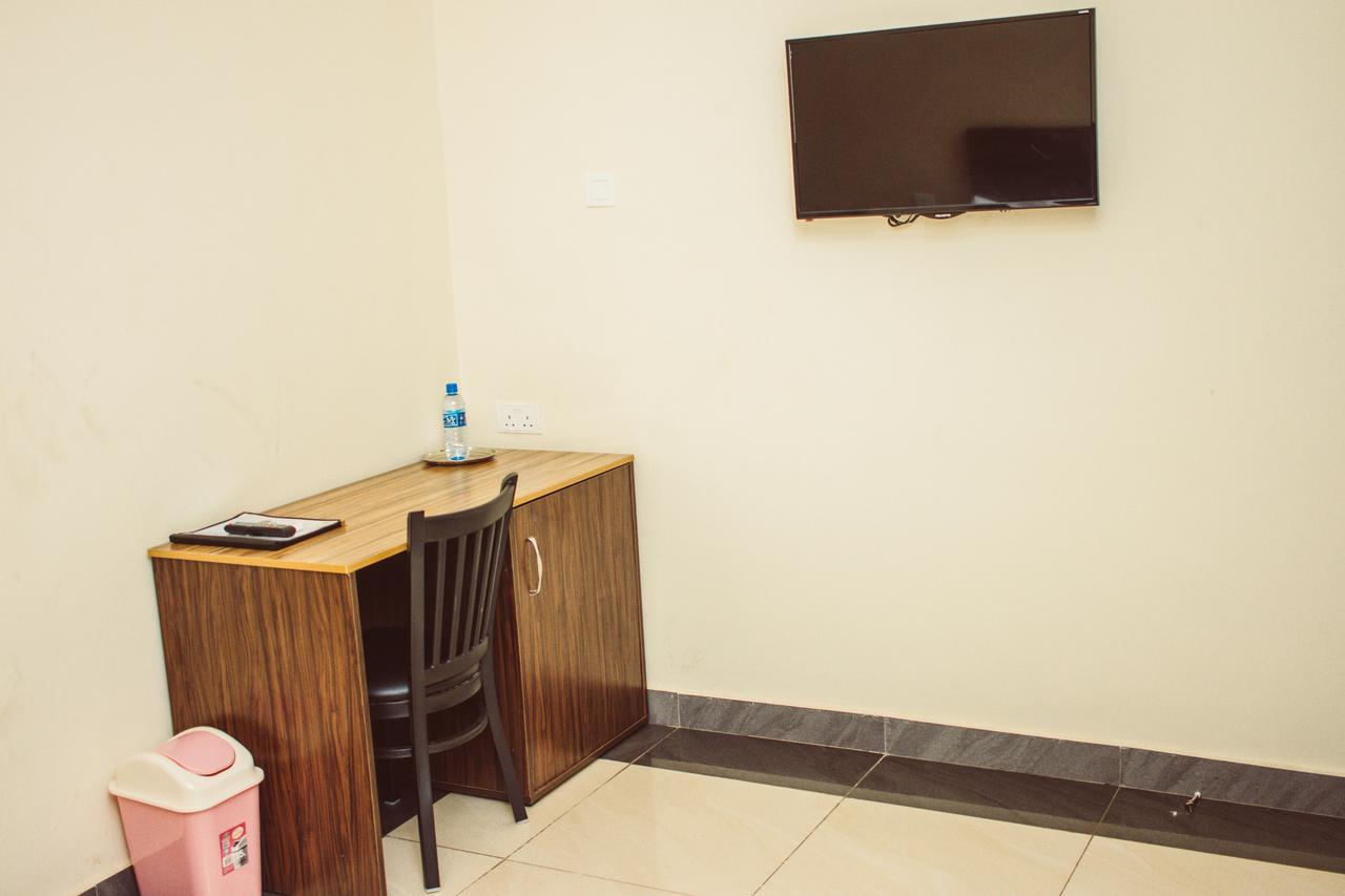Residency Hotels Enugu Independence Layout Exterior photo