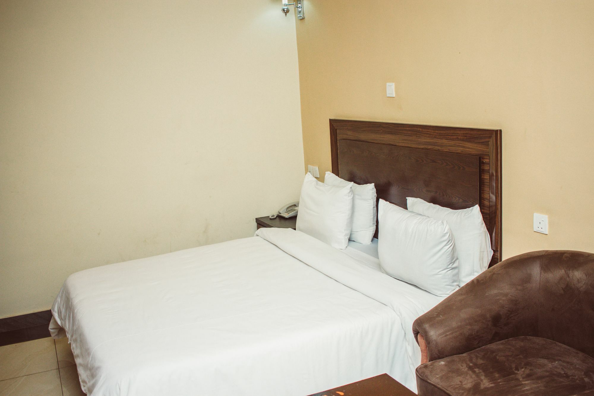 Residency Hotels Enugu Independence Layout Exterior photo